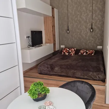 Glamour Mini Apartment
