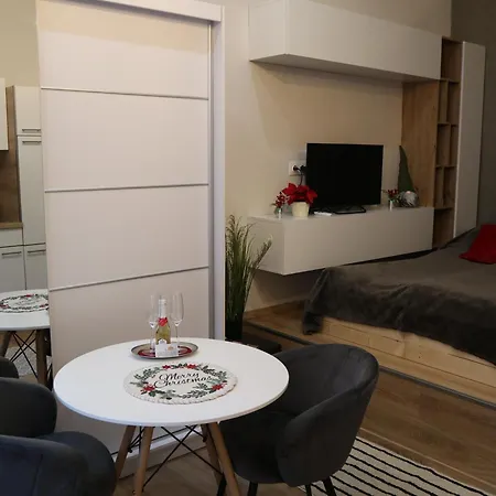 Apartment Glamour Mini *