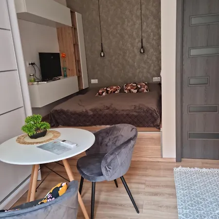 Glamour Mini * إسترغوم